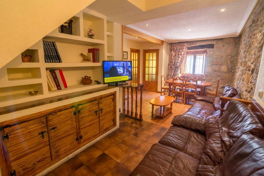 Casa Rural Canon De Rio Lobos II Casarejos エクステリア 写真