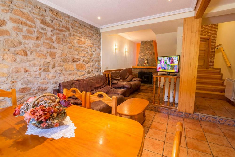 Casa Rural Canon De Rio Lobos II Casarejos エクステリア 写真